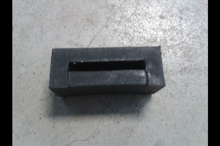 Engine mounting rubber block
