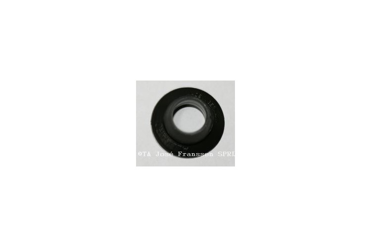 Tyre valve protection rubber
