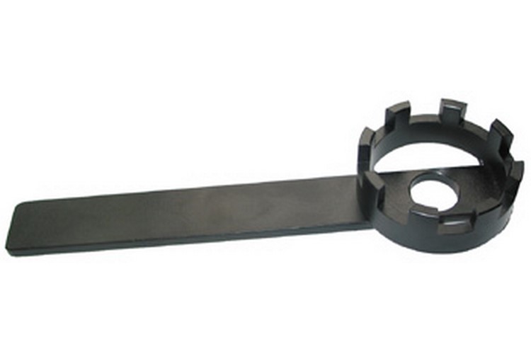 Tool to relief inner lock nut wheel bearing
